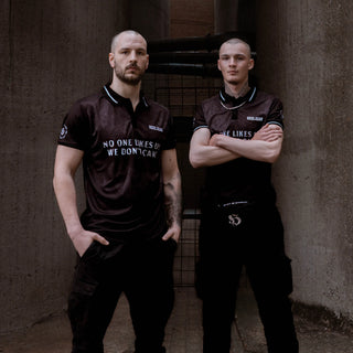 Hooligan Streetwear Soccershirt No One Likes Us