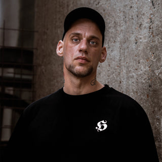 Hooligan Streetwear T-shirt No One Likes Us